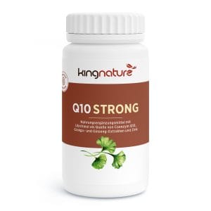 Eine weiße Flasche mit der Aufschrift „kingnature Q10 STRONG“ mit braunen und grünen Akzenten und einer Ginkgoblatt-Illustration. Sie hebt Coenzym Q10, Ginkgo, Ginseng-Extrakte und Zink als Nahrungsergänzungsmittel hervor.