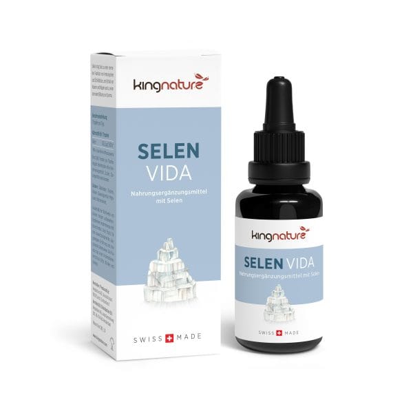 SelenVida_BoxBottle_De Eine Flasche und eine Schachtel des Nahrungsergänzungsmittels Selen Vida mit einem blau-weißen Design mit gestapelten Mineralien, dem Wort „Selen“ und „SWISS MADE“ am Boden.